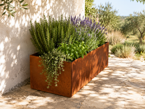 Jardinière en acier S235 brut plantée d'aromates, mobilier extérieur Steel Homes
